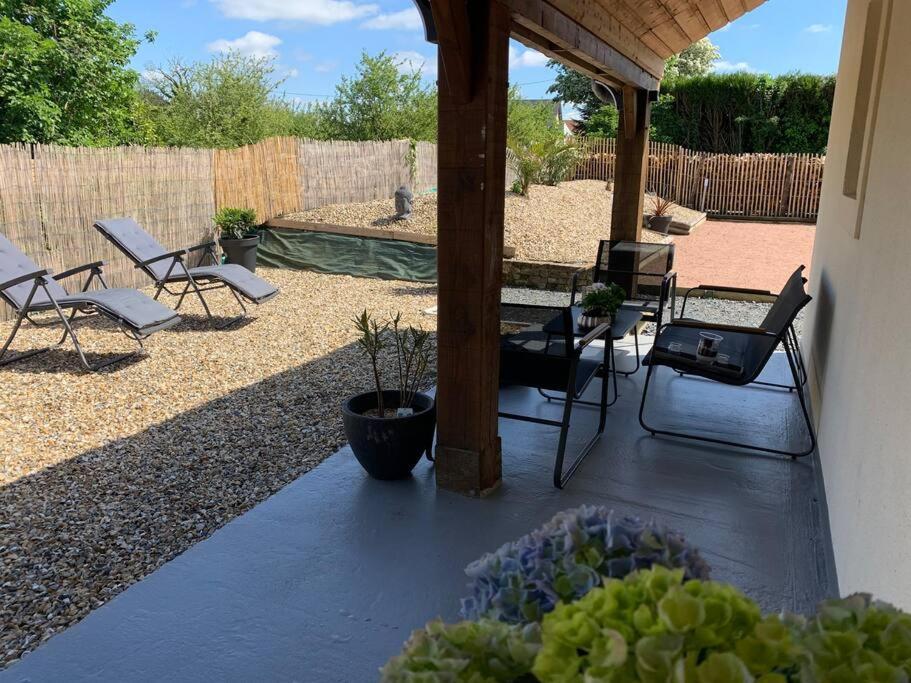 Вилла Le Petit Buis Ablon Экстерьер фото